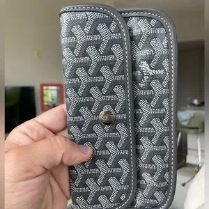 Goyard | Bags | Goyard St Louis Pouch Pristine | Poshmark